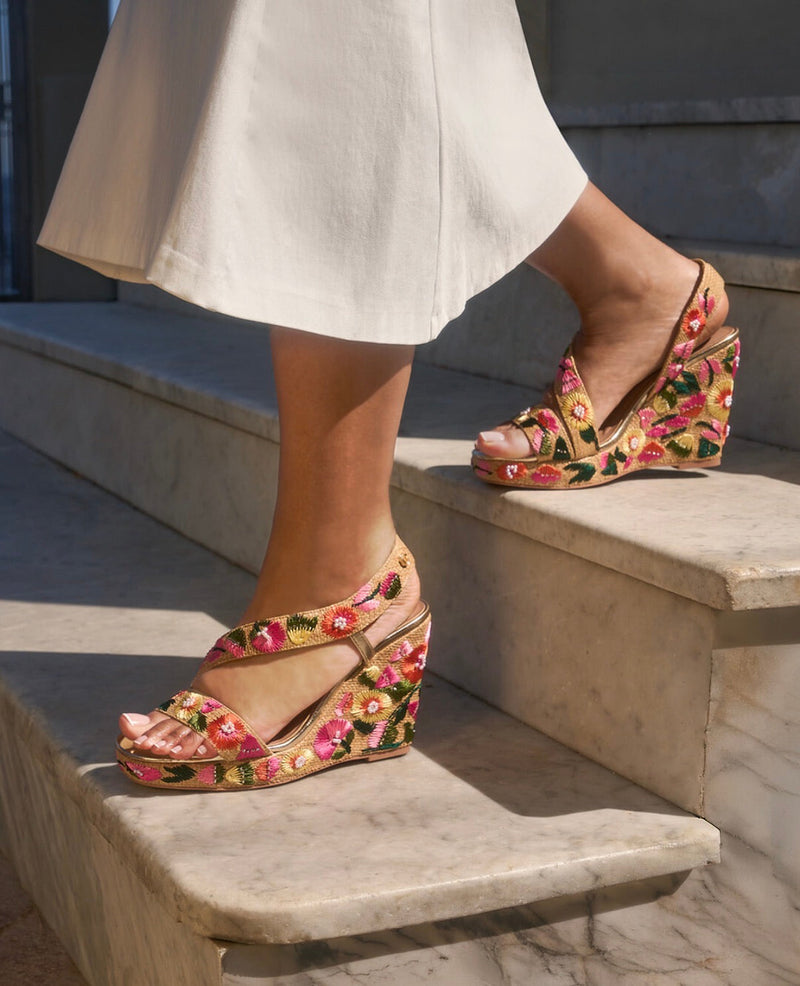 Carvela